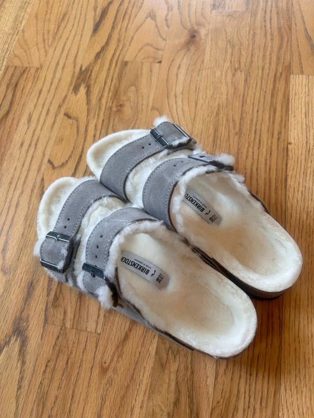 Birkenstock Arizona Shearling ~ Size 38 Narrow, Stone Coin Suede